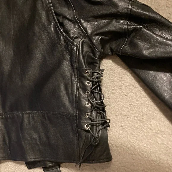 Women's Black Leather Biker Jacket - Picture 4 of 6